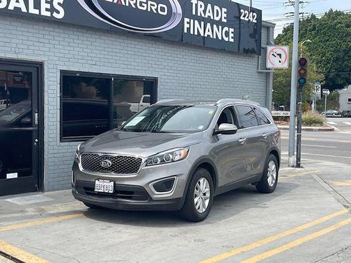 2018 Kia Sorento LX