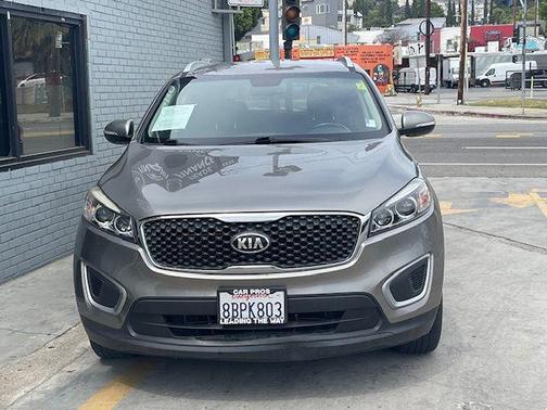 2018 Kia Sorento LX