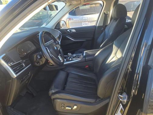 2020 BMW X7 xDrive40i
