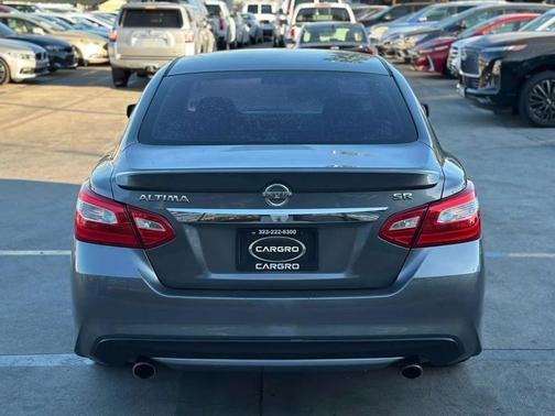 2016 Nissan Altima 2.5 SR