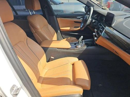 2019 BMW 530e iPerformance