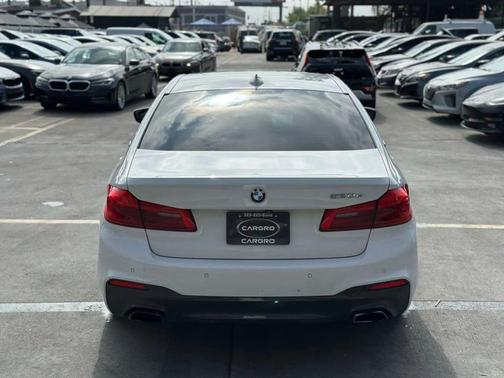 2018 BMW 530e iPerformance