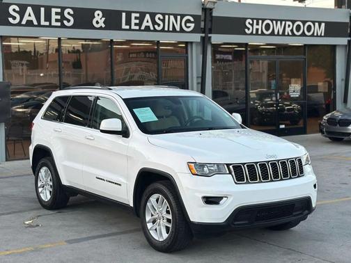 2017 Jeep Grand Cherokee Laredo
