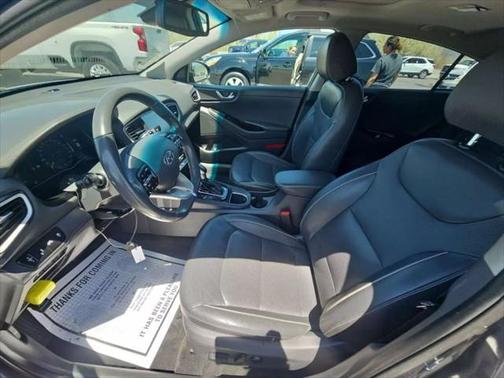 2019 Hyundai IONIQ Plug-In Hybrid Limited