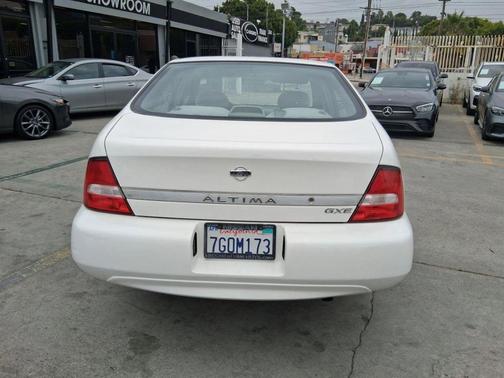 2000 Nissan Altima SE