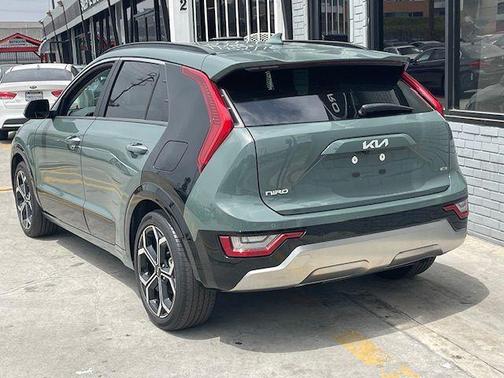 2023 Kia Niro Touring