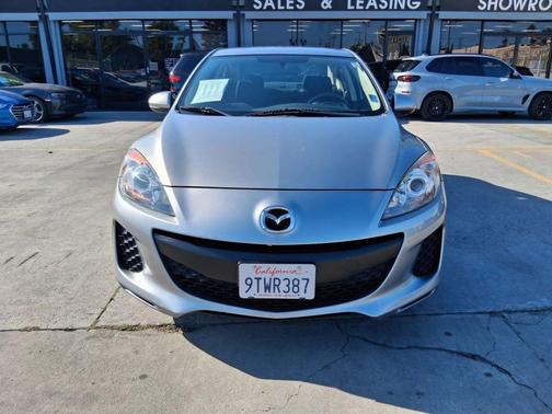 Liquid Silver Metallic 2013 Mazda Mazda3 i SV