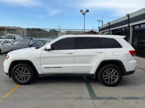 2017 Jeep Grand Cherokee Laredo