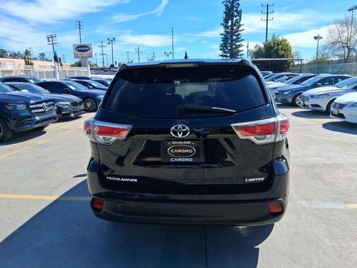 2016 Toyota Highlander Limited Platinum