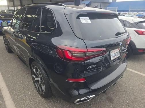 Carbon Black Metallic 2021 BMW X5 xDrive40i