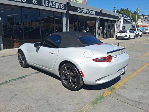 2016 Mazda MX-5 Miata Club