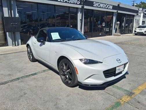 2016 Mazda MX-5 Miata Club