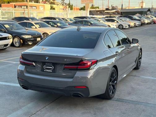 2021 BMW 540 540i