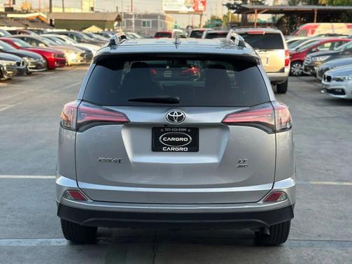 2016 Toyota RAV4 LE