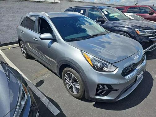 2022 Kia Niro LXS