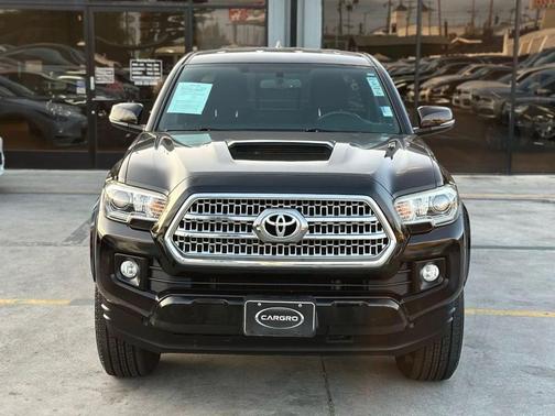 2016 Toyota Tacoma TRD Sport