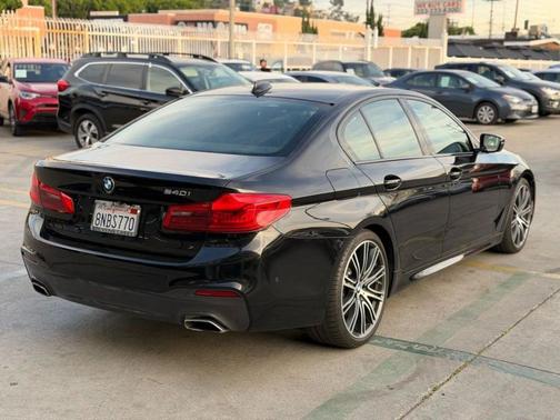 2019 BMW 540 540i