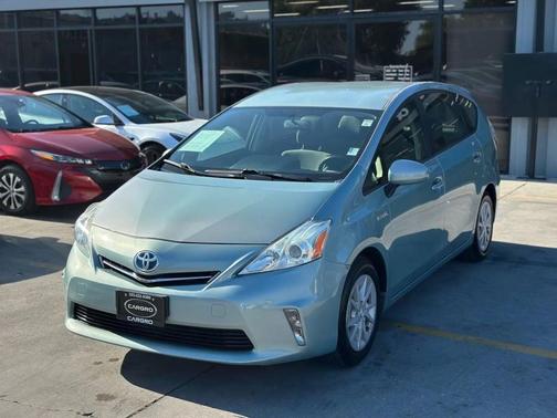 2013 Toyota Prius v Three