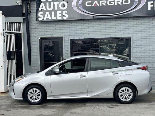 2018 Toyota Prius Three