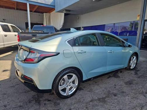 2018 Chevrolet Volt LT