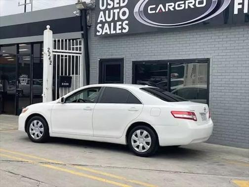 2011 Toyota Camry LE