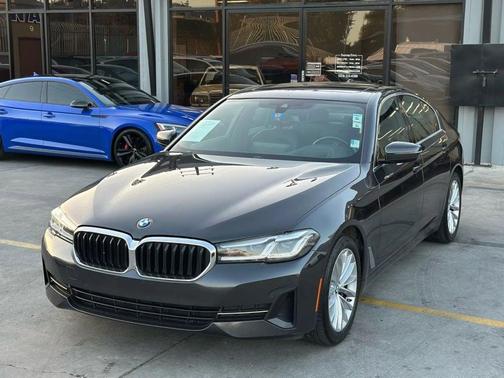 2021 BMW 530 530i