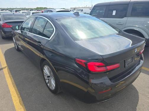 2021 BMW 530 530i