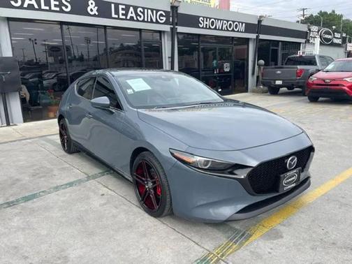 2019 Mazda Mazda3 FWD w/Premium Package