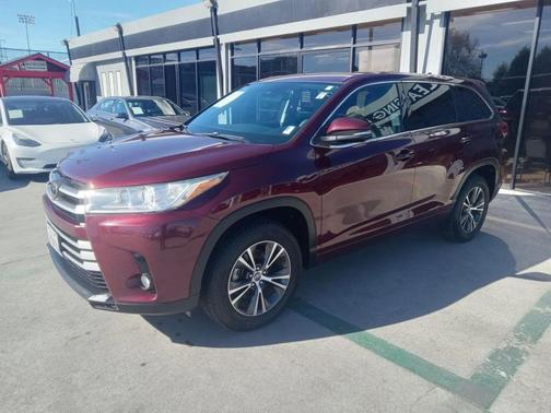 2017 Toyota Highlander LE Plus