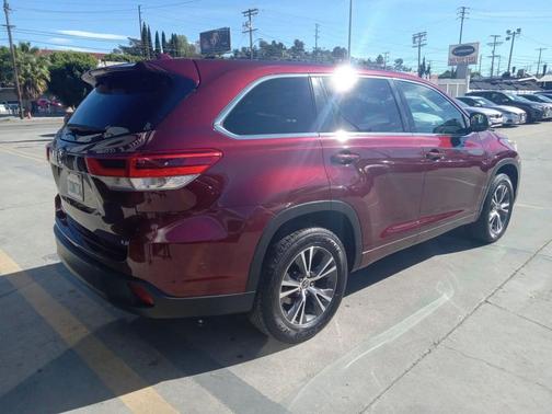 2017 Toyota Highlander LE Plus