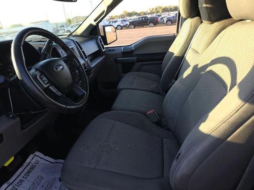 Oxford White 2018 Ford F-150 XLT