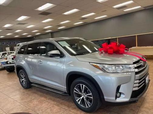 2017 Toyota Highlander LE