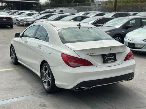 2018 Mercedes-Benz CLA 250 Base