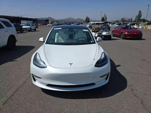 2022 Tesla Model 3 Standard Range