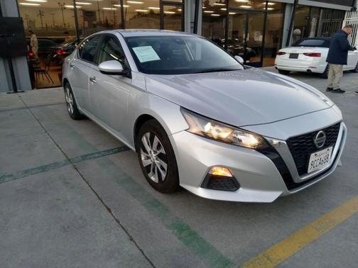 2022 Nissan Altima S FWD