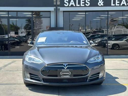 2015 Tesla Model S 70D