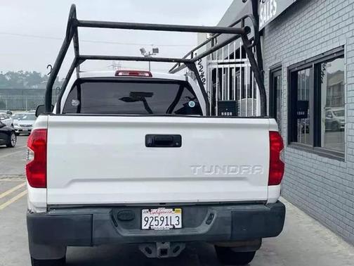 2014 Toyota Tundra SR
