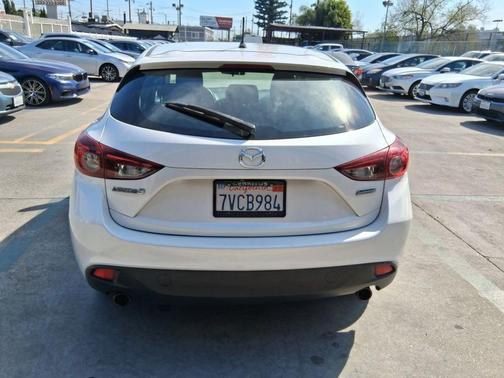 2016 Mazda Mazda3 i Sport