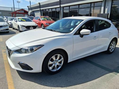 2016 Mazda Mazda3 i Sport