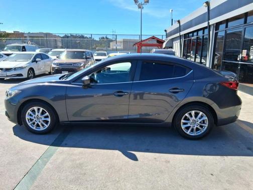 2016 Mazda Mazda3 i Sport