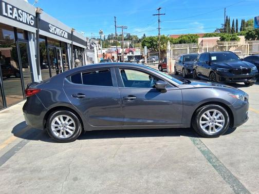 2016 Mazda Mazda3 i Sport