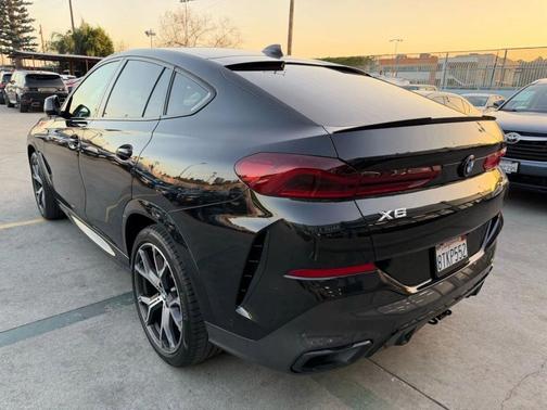 2021 BMW X6 xDrive40i