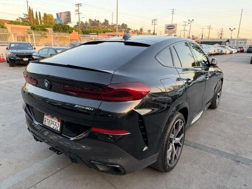 2021 BMW X6 xDrive40i