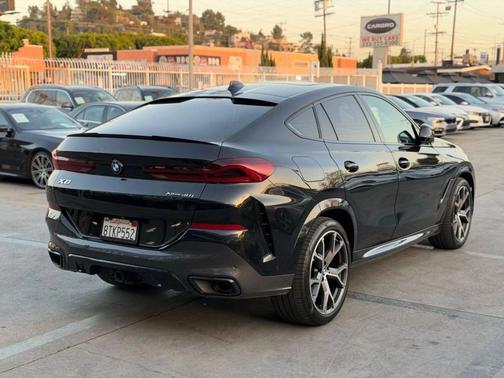 2021 BMW X6 xDrive40i