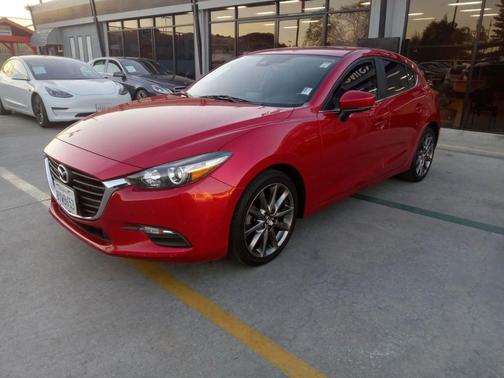 2018 Mazda Mazda3 Touring