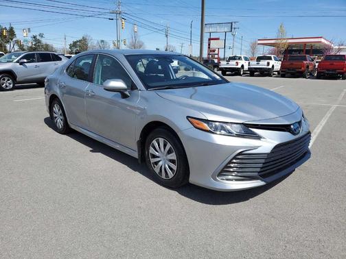 2021 Toyota Camry Hybrid LE