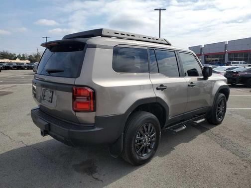 Meteorite 2024 Toyota Land Cruiser 1958