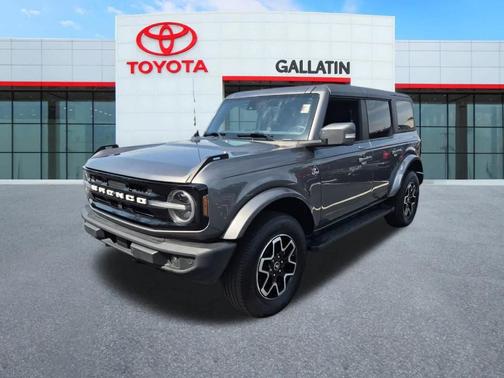 Carbonized Gray Metallic 2022 Ford Bronco Outer Banks