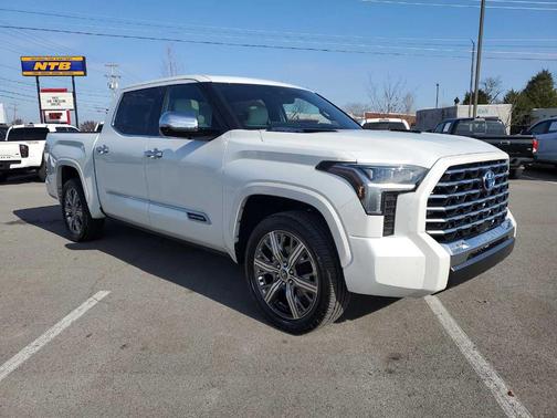 2022 Toyota Tundra Hybrid Capstone