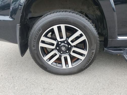 Midnight Black Metallic 2021 Toyota 4Runner Limited
